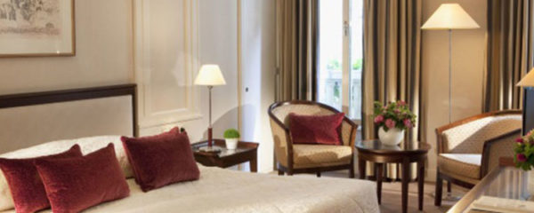 chambre supérieure dans un hôtel 4 étoiles